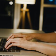 5 Melhores aplicações IA de 2025 para usar em sua empresa